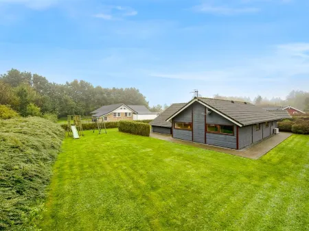 "Sarah" Отели в г. Ansager