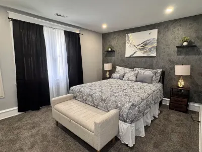 果園路 Joseph Anthony Retreat Spa and Dry Bar附近的飯店