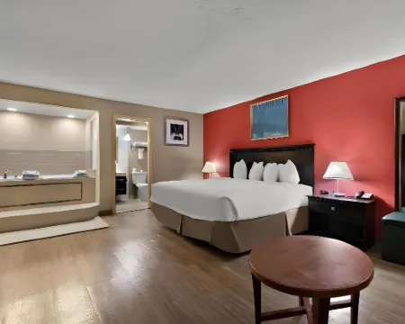 Quality Inn Wayne - Fairfield Area Hotels in Wayne