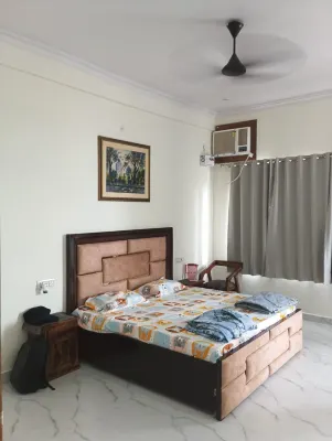 Geeta Enterprises Hotel a 