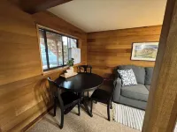 Mt. House Studio - Hot Spring - Farm Hotels in Plumas County