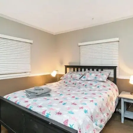 LAKEFRONT - Lake Escape - Arrowhead Lake Community