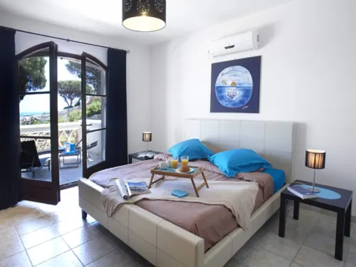 Villa in Sainte-Maxime with Private Pool