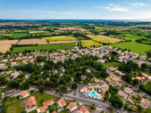 Villa in France with Private Pool and Golf Views