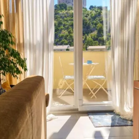 Apartment Torre Senj - Two Bedroom Apartment with Balcony and Mountain View