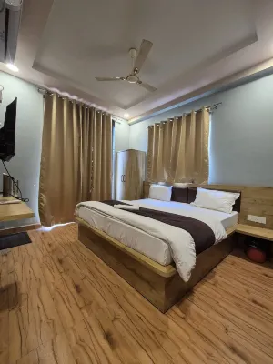 FabHotel Devi Residency Hotels in Mathura