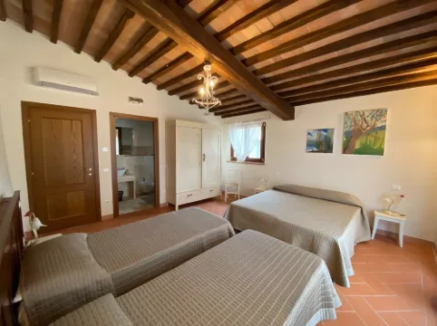 Farmhouse in Pisan Hills with Pool