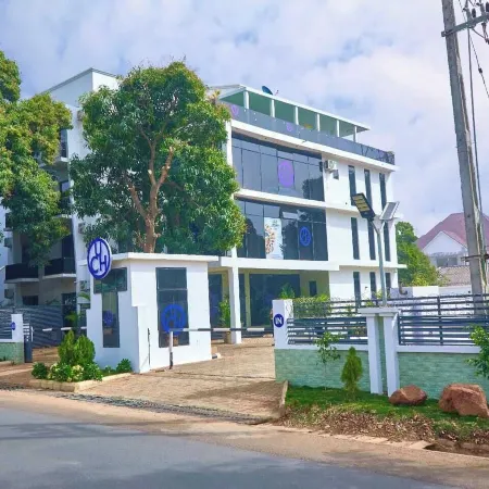 Uranium Continental Hotel - UCH