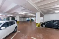 弗洛拉酒店 - 停車場