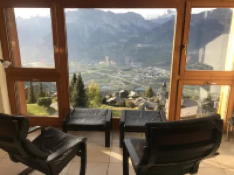 Authentic Apartment With Mountain View