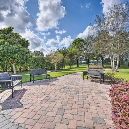 10 Mi to Disney + Heated Pool: Florida Abode!