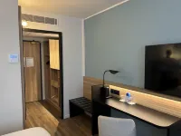 Campanile Reims Centre - CATHÉDRALE