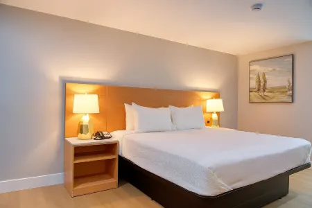 Highland Inn Отели рядом с достопримечательностью «East Highland Reservoir»