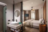 Noble Hotel Suites - Adults Only - Balkon