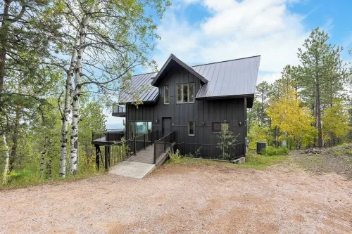The Kojak – 5-Bedroom Mountain Retreat Close to  Lake Pactola