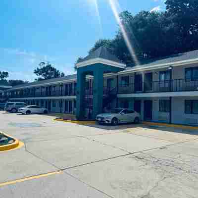 Econo Lodge Biloxi Beach Hotel Exterior