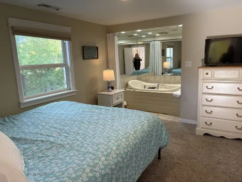 New Buffalo Inn & Spa Hotels in Galena Township