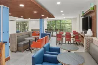 Holiday Inn Express & Suites Hardeeville-Hilton Head by IHG - breakfast
