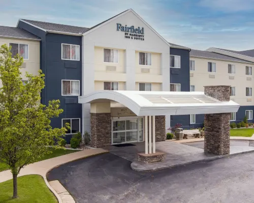 Fairfield by Marriott Inn & Suites Jefferson City Hotels in Cole County