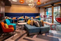 Tru by Hilton Staunton