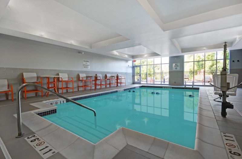 Holiday Inn Grand Rapids North - Walker by IHG photo 2