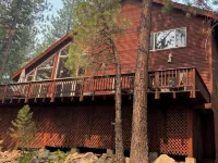 Spacious 3100 sq ft sleeps 10: 4 bd 3 bath Ping Pong Game Rm and jacuzzi bathtub Hotels near kitsch.