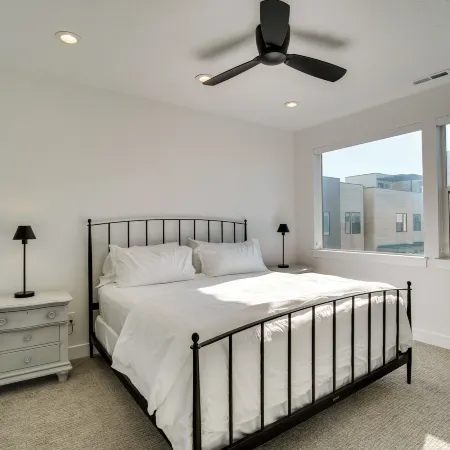 Modern Downtown Provo Townhome w/ Balcony!