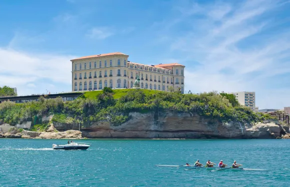 宜必思馬塞機場酒店