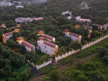 Le Casa Lion Resort A Premium Resort in Sasan Gir Отели в г. Gir Somnath