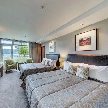 Distinction Te Anau Hotel & Villas Hotels in Te Anau