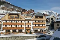Hotel le V de Vaujany - 4-Star