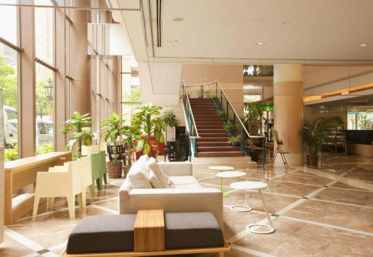 다카라즈카 워싱턴 호텔 외관