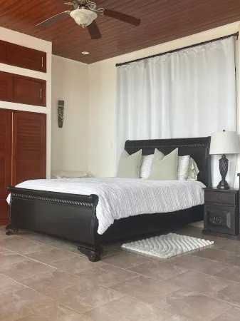 Villa Del Mar 1. 180°, Spectacular Ocean View, Gated Community