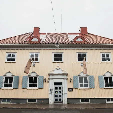Home Hotel Uman