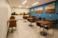 Days Inn by Wyndham Rock Springs - 2-Star