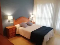 Pensión San Vicente Hotels in Comarca de Haro