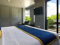 Hotel Tiffany Hotels in Flores