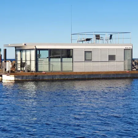 Hausboot in Laboe an der Kieler Foerde Отели в г. Лабё