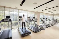 Rolling Hills Hotel - gimnasio