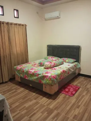 Gloria Guest House Hotels in Amahusu