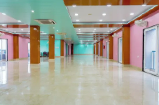 Navneeta Grand Hotel & Banquet Hall