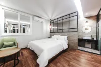 2Day Hotel - 2-Star