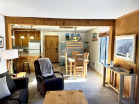 St Anton Wooded View 1-Bedroom Condos with Complimentary Hot Drinks
