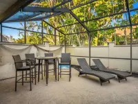 6Br! Sleeps 15+ Htd Pool, Putting Green, Theater, Game Rm, 5 mi to Beaches, Ami Hotels in West Bradenton