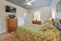 Cozy Couples Escape w/ Patio in Northwest Georgia - 3-Star