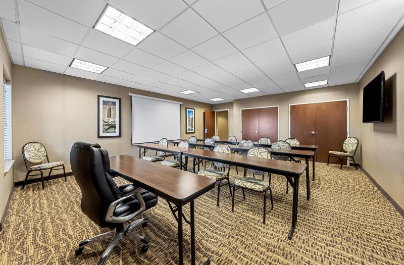 Comfort Inn & Suites West - Medical Center photo 3