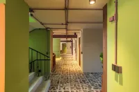 Nico Hotel & Residences