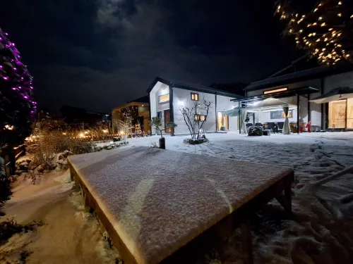 Yeoncheon Jjongi and Mary Newly Built First Branch (Pet Pension)