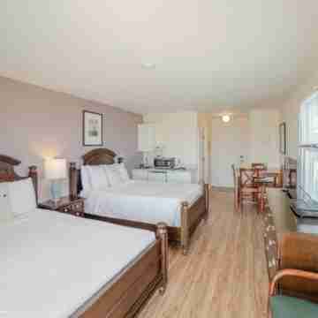 Ocean Surf Resort Rooms