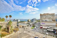Azura Boutique Hotel